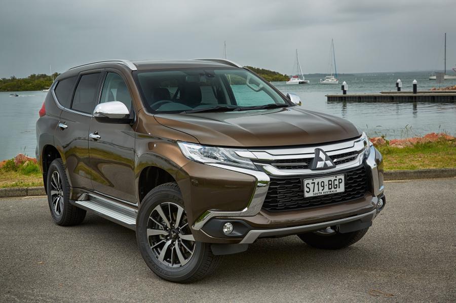 Mitsubishi Pajero Sport GLS (AU) '2015